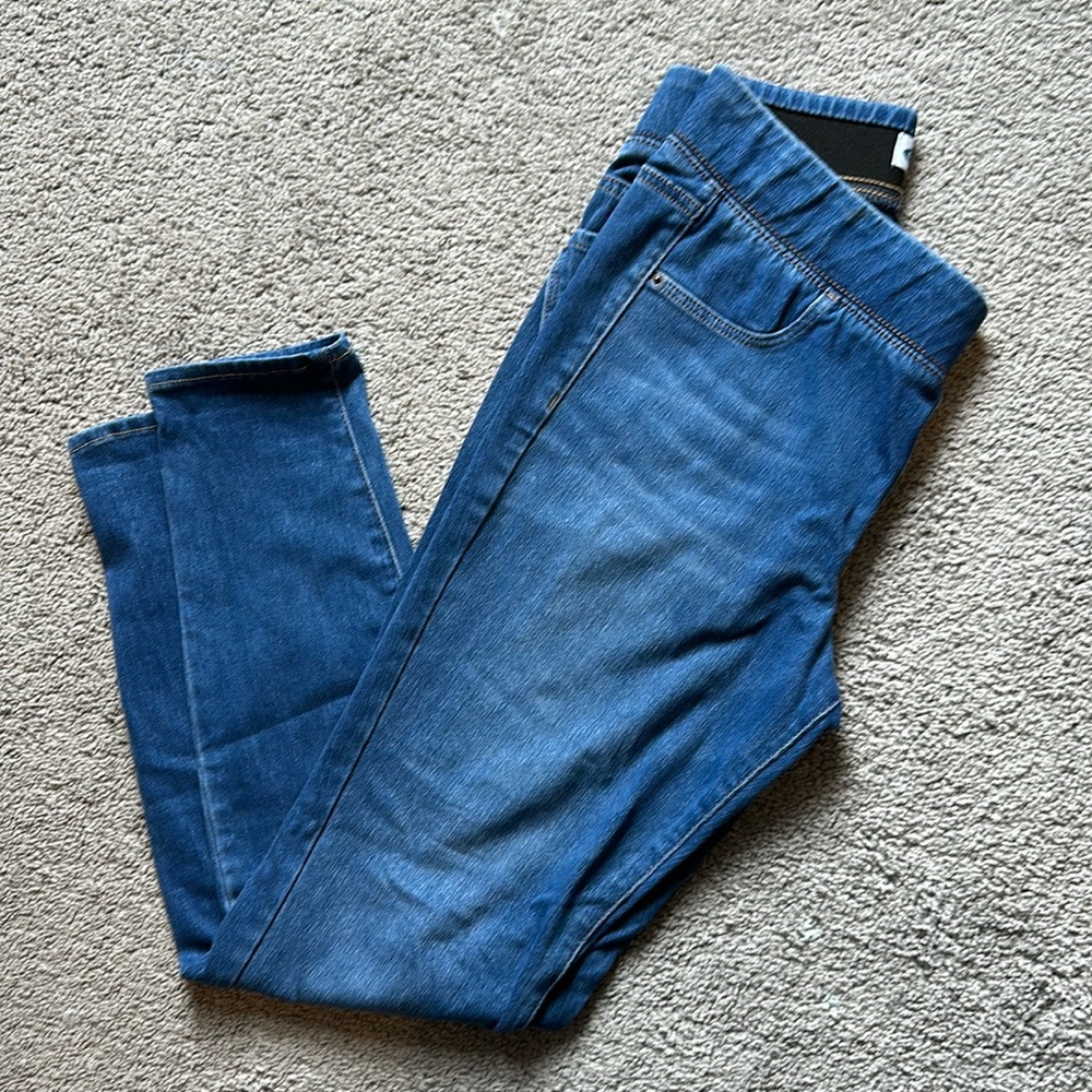 LIKE NEW jeggings